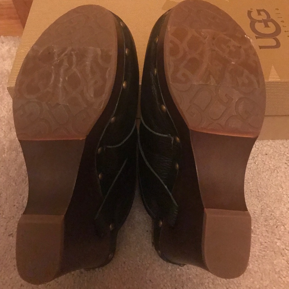 New UGG Natalee wedge Clogs size 7